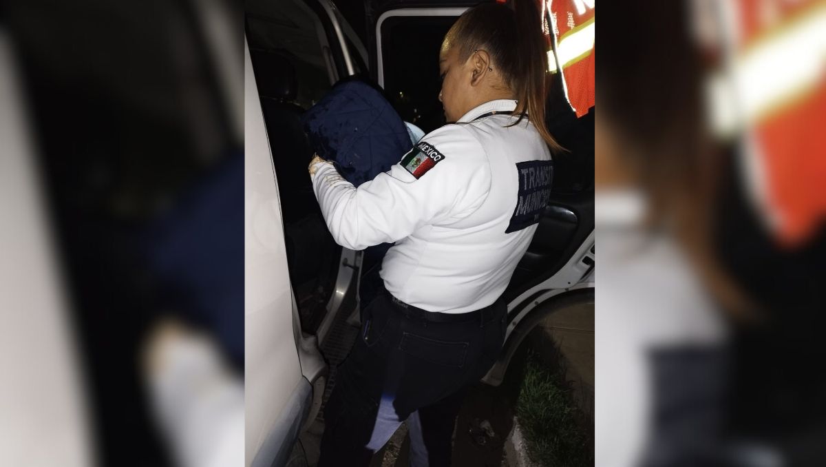 Una oficial fue quien le brindó la atención a Karen. (Especial)