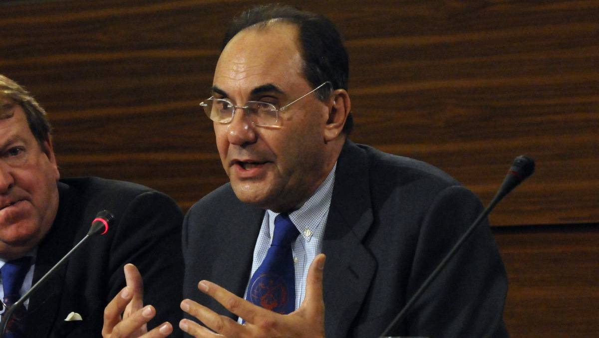 Alejo Vidal-Quadras recibió un disparo en el rostro | AP