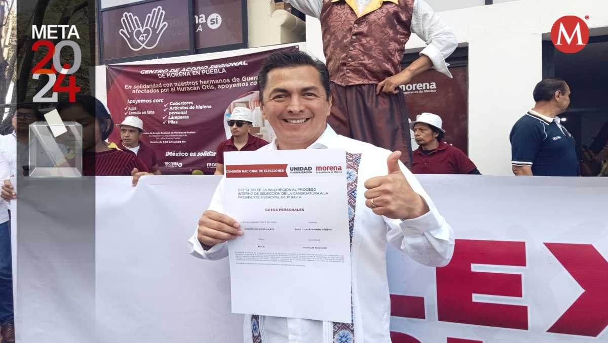 Alex Cruz se registra como aspirante de Morena a la alcaldía de Puebla | Especial