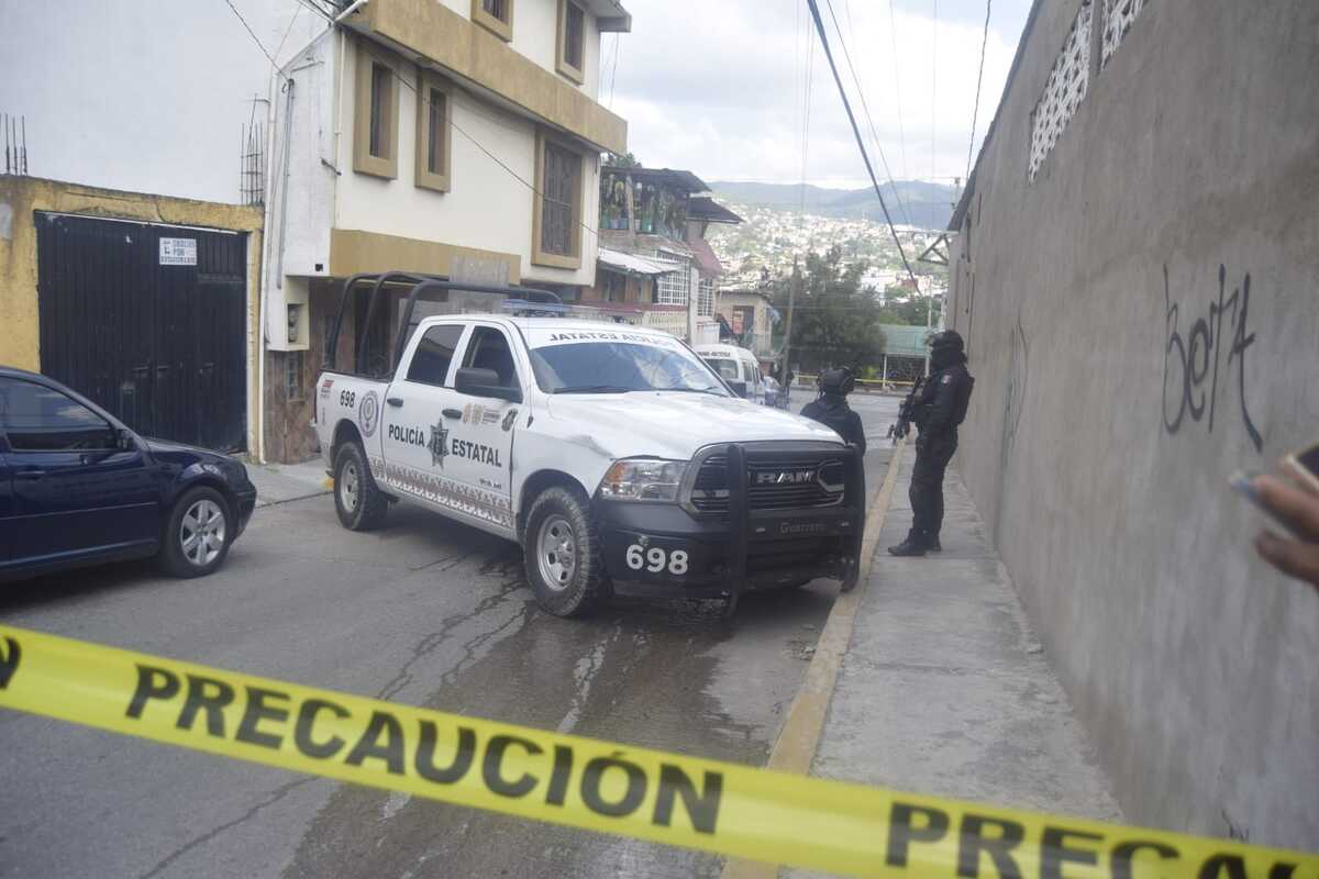 El atentado movilizó  a la Policía del Estado y la Policía Preventiva de Chilpancingo (Rogelio Agustín)