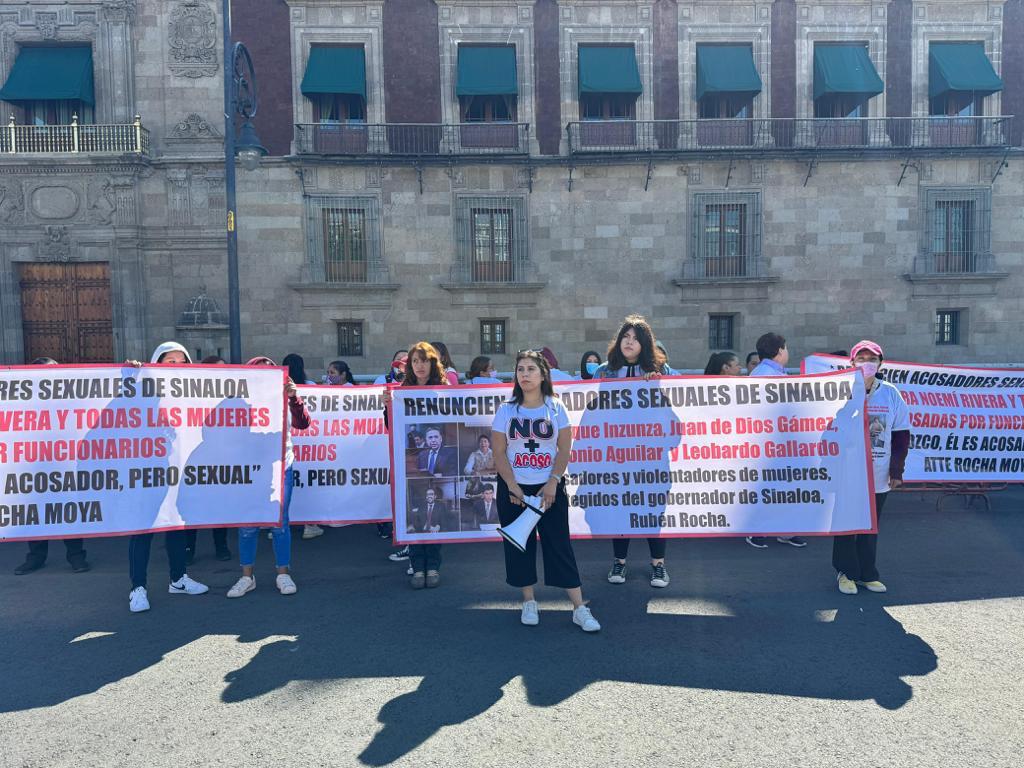 La víctima protestó en Palacio Nacional