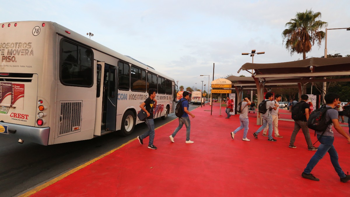 Piden apoyar a los estudiantes con subsidios o descuentos en materia de transporte. Foto: Leonel Rocha
