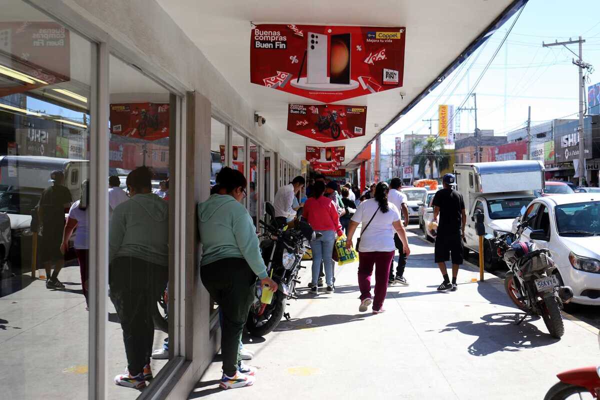 Compras del Bue Fin en la Región Lagunera de Durango. (Rolando Riestra)