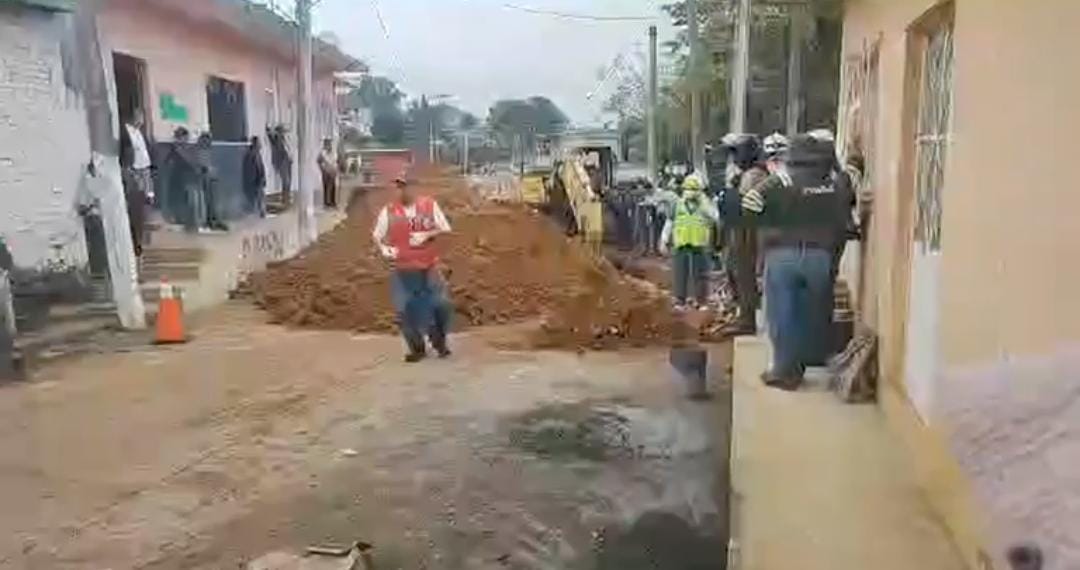 Trabajadores sepultados en construcción ya están en Semefo de Veracruz