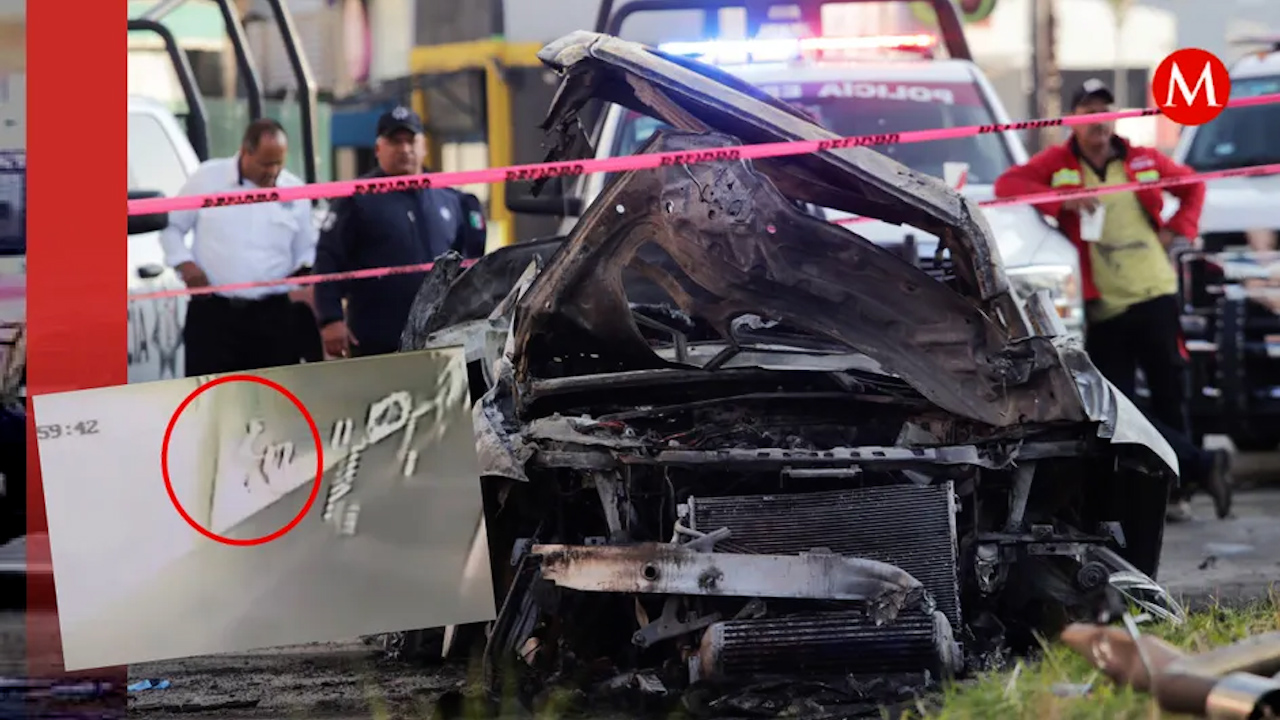 Revelan video de joven que abandonó a sus amigos en auto calcinado de Vía Atlixcáyotl