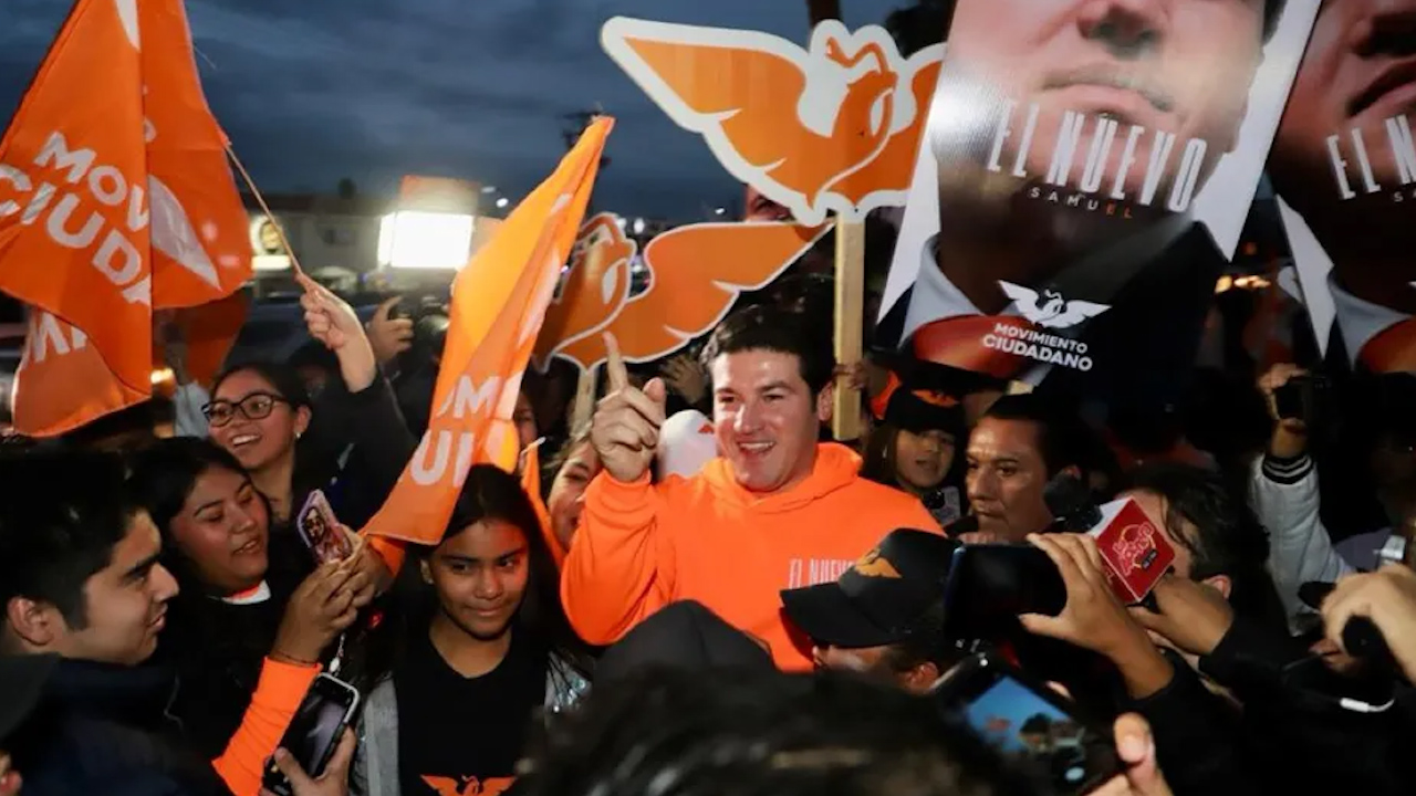 Samuel García visita Monclova; presume su alcance en redes