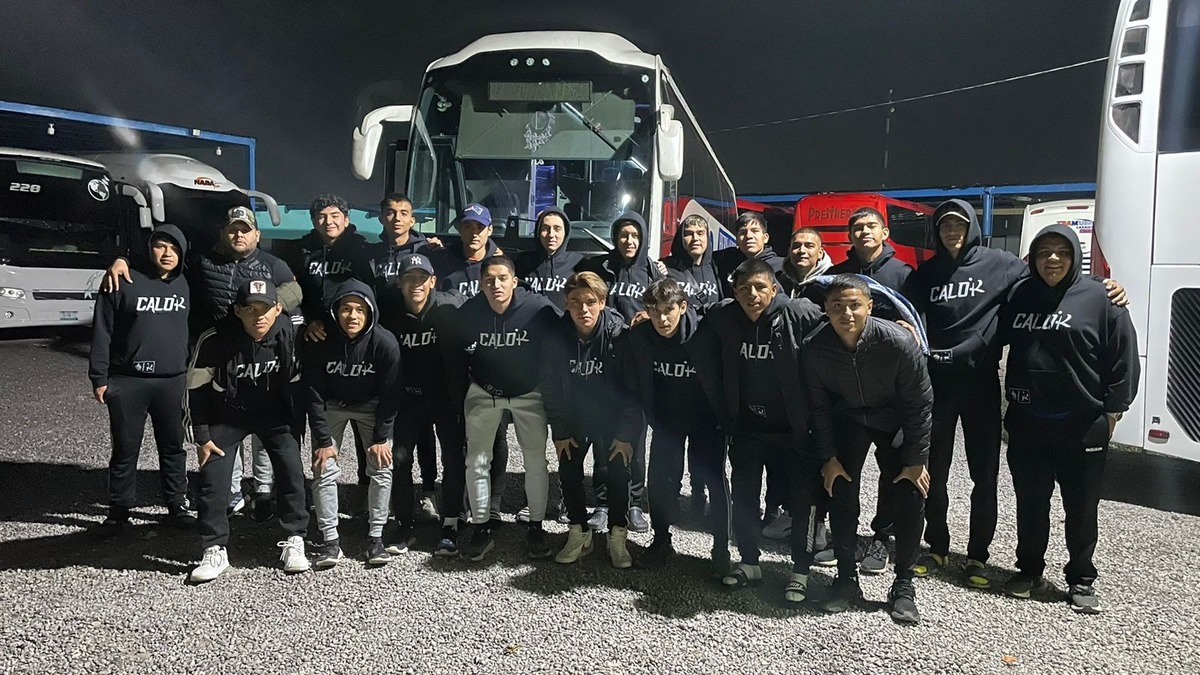 Club Calor de Gómez Palacio visita a la escuadra de Correcaminos. (Especial)