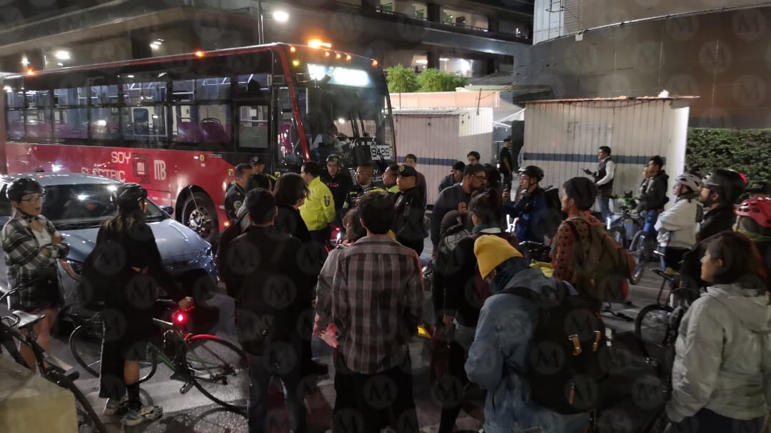 Familiares exigen justicia por ciclistas atropellada.