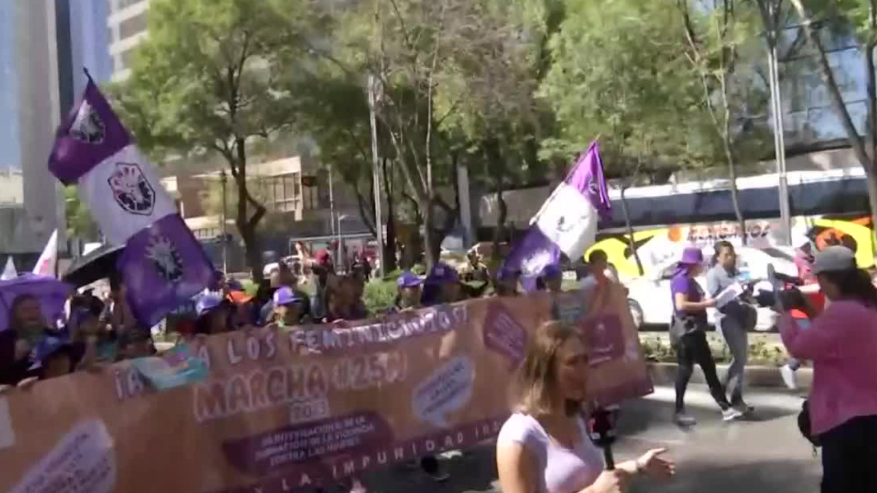 Contingentes feministas inician movilizaciones por el 25N en CdMx