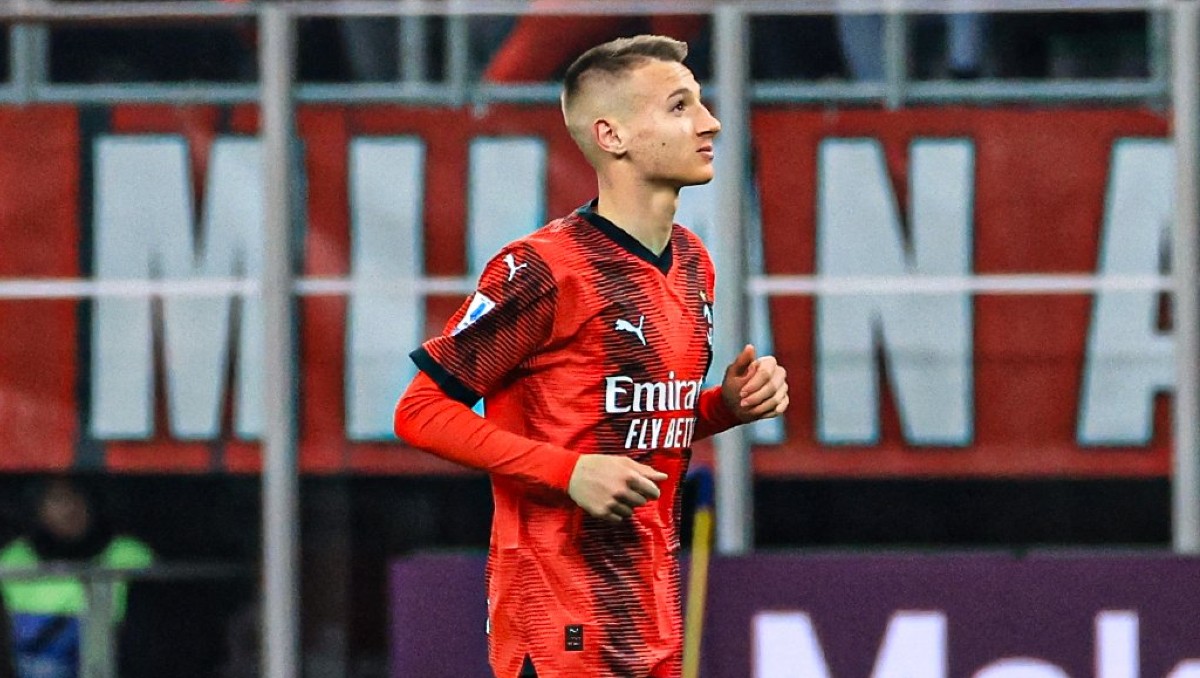 Francesco Camarda impone nueva marca en la Serie A (X @acmilan)
