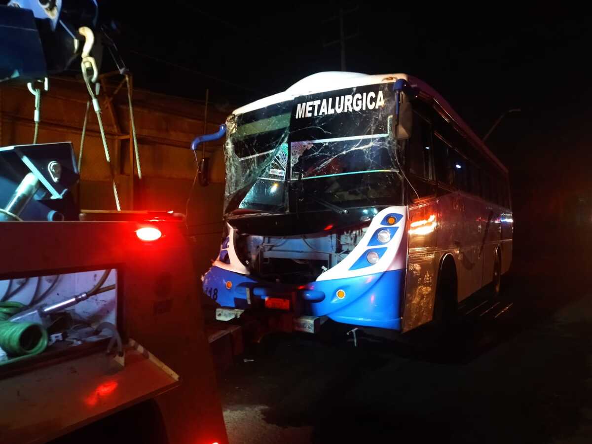 Accidente sobre la Prolongación Comonfort en Torreón. | Especial