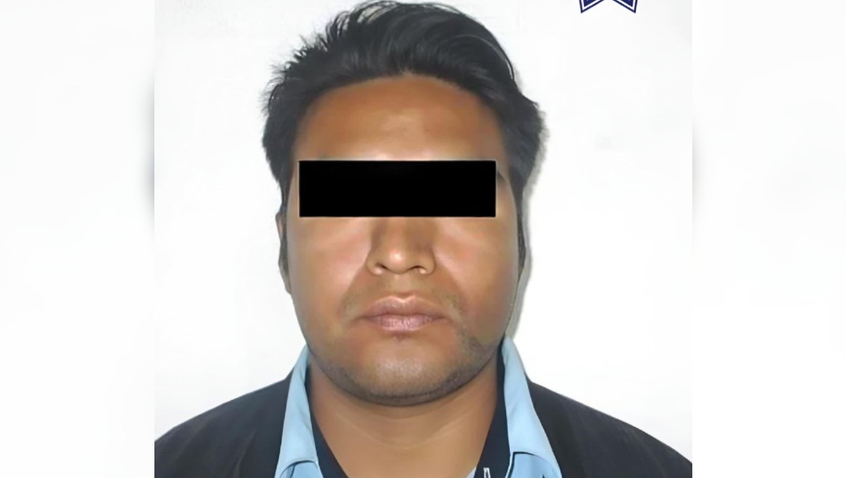 Detienen a policía por acosar y agredir sexualmente a alumnas de Colegio Bachillerato en Oaxaca. | Especial