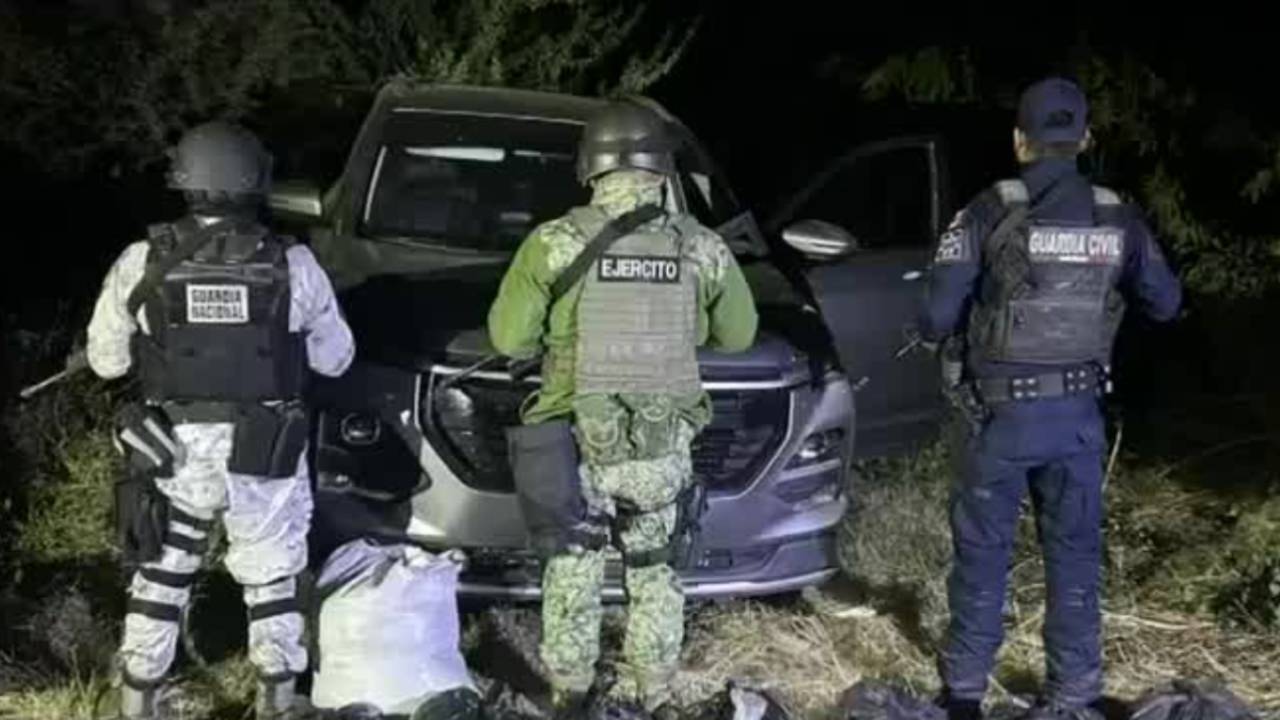 Operativo se seguridad asegura drogas, combustible y armas en La Piedad, Michoacán