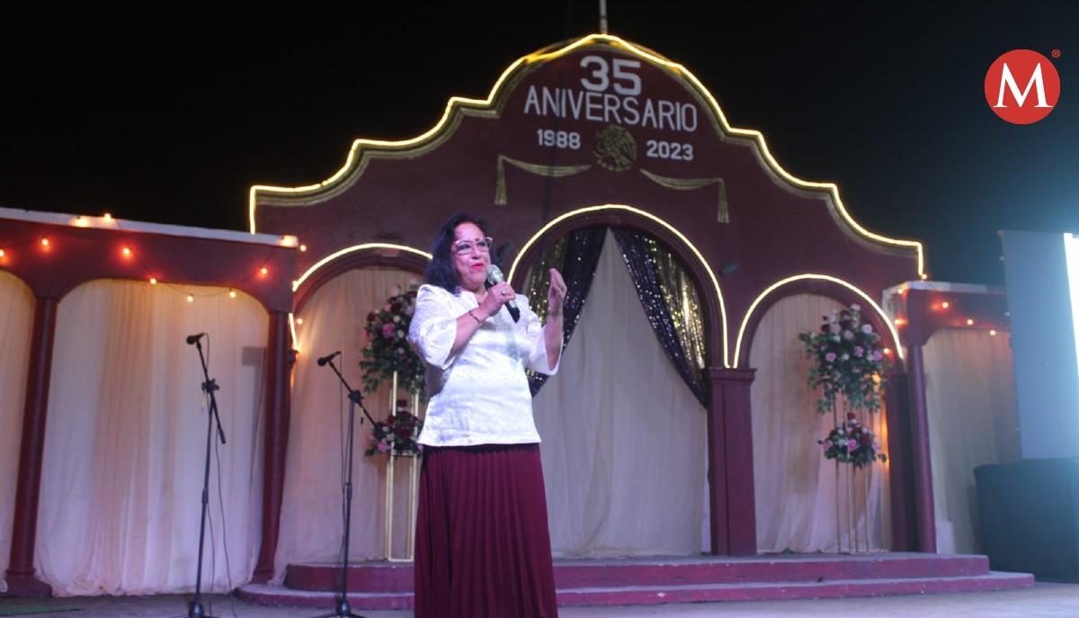 Poetisa Silvia Tomasa Rivera.
