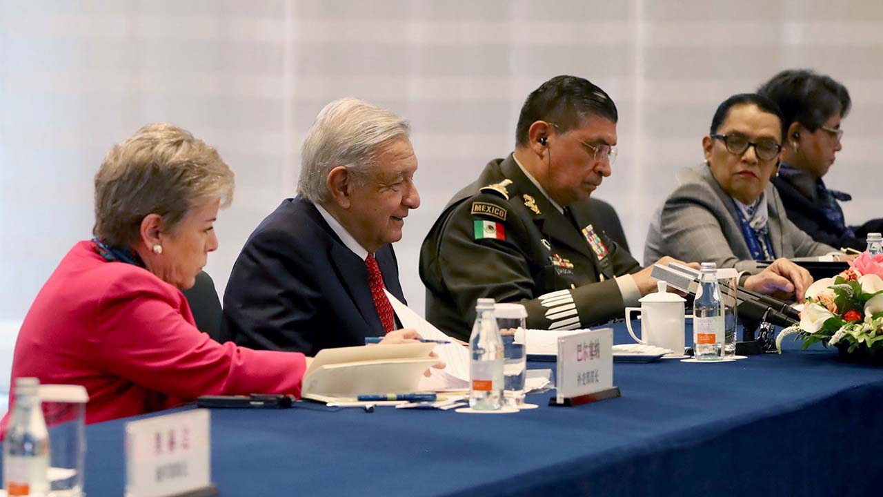 AMLO dice que China debe entender que ya se nacionalizó el litio
