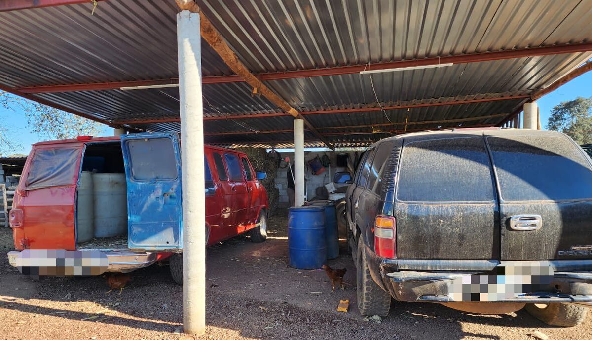 Almacenamiento ilicito de huachicol en Tulancingo.