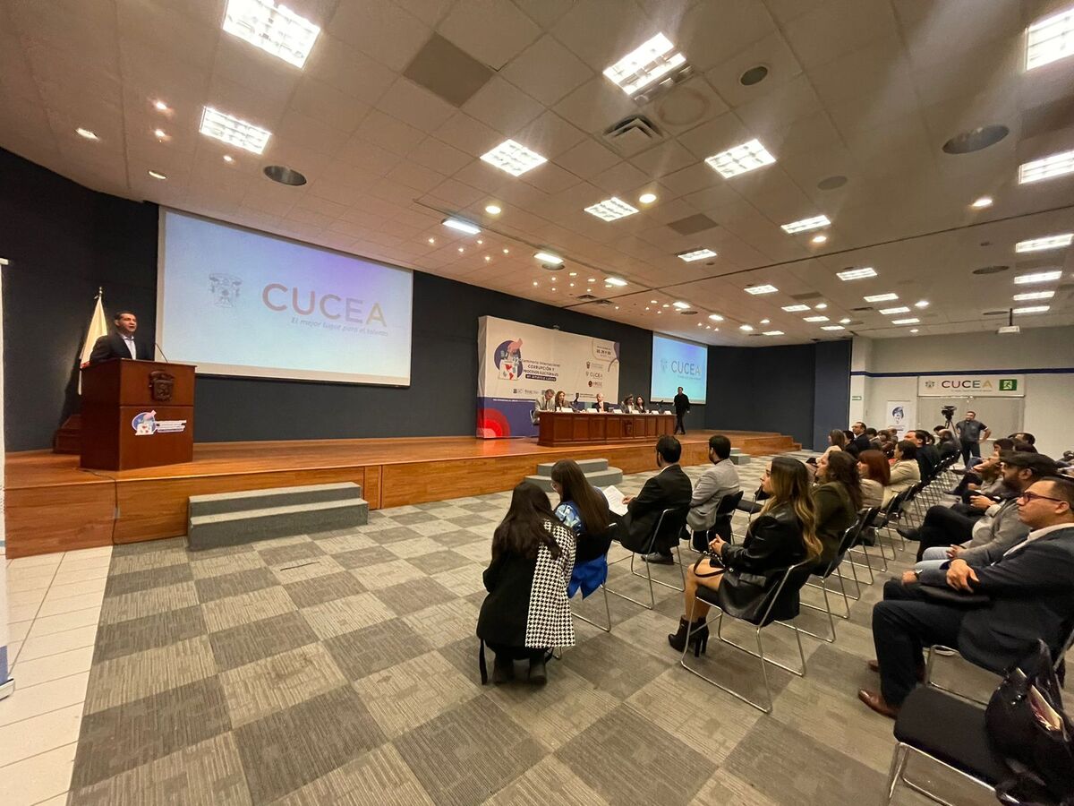 Inicia CUCEA Seminario Internacional "Corrupción y procesos electorales en América Latina" (Karla Victoria Rodríguez)
