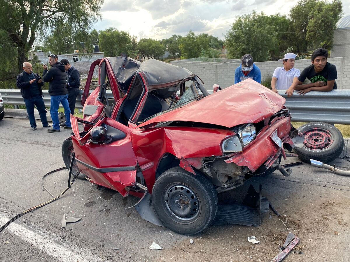 El saldo del accidente es de dos personas lesionadas de gravedad (Cortesía)
