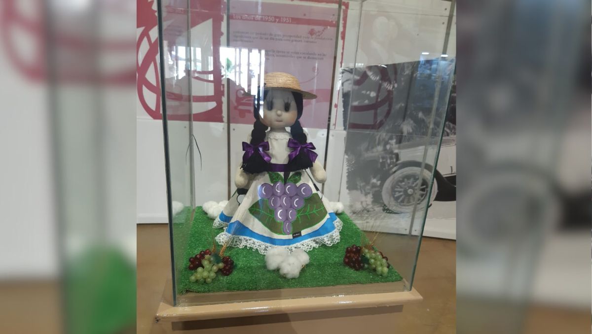 La Algodonera, muñequita que la artesana Delia Morán. (Especial)