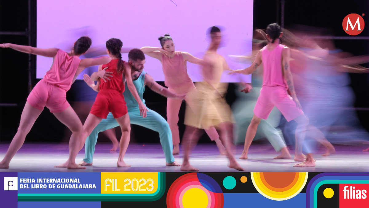 Integrantes de la compañía de Sasha Waltz sobre el escenario del Foro FIL. (Foto: Ariel Ojeda)