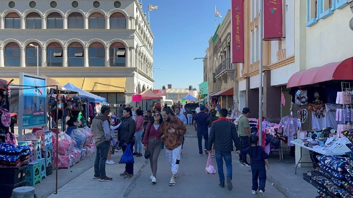 Se invitó a quienes deseen vender productos y artículos propios de la temporada a participar en el arrendamiento de espacios