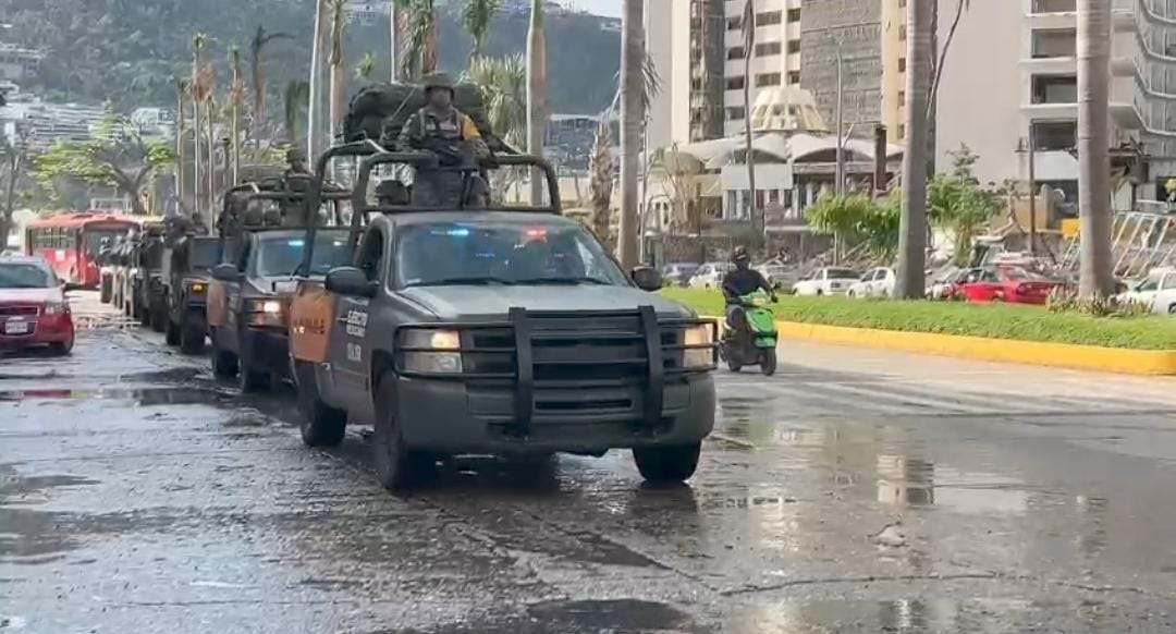 Son 22 vehículos de militares