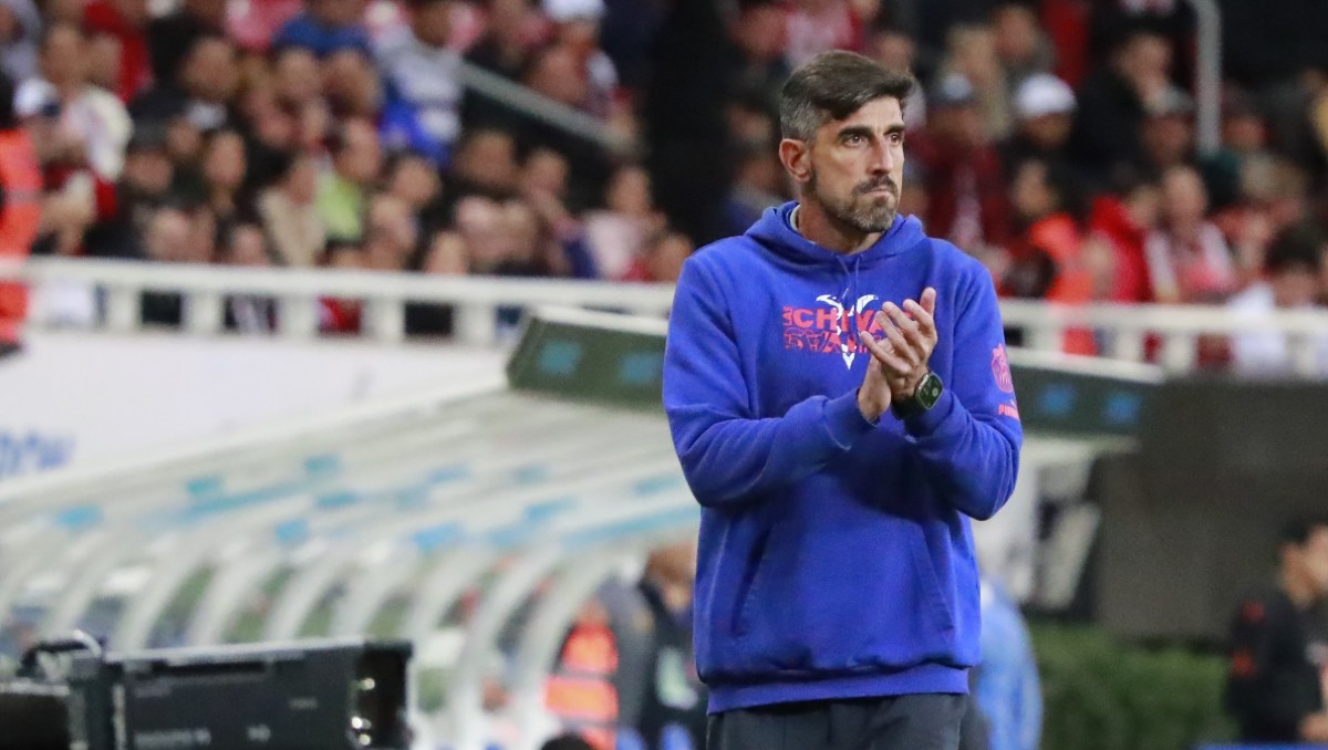 Veljko Paunovic alista a Chivas para el partido de vuelta ante Pumas (Mexsport)