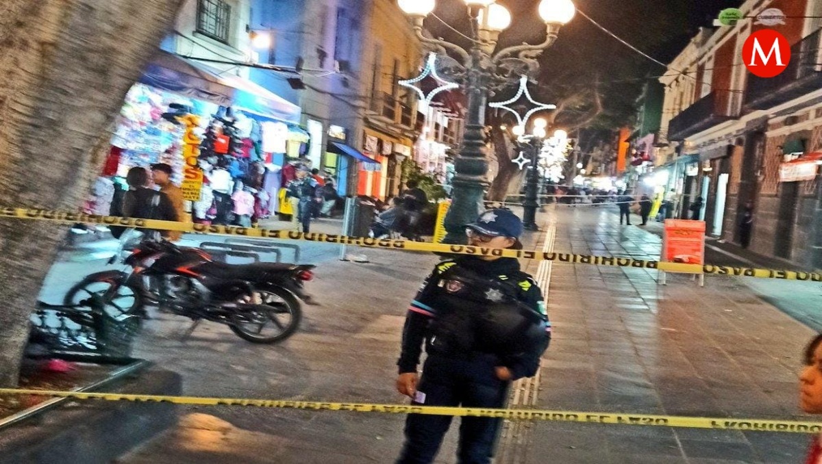 Mujer muere en calles del Centro Histórico de Puebla | Especial