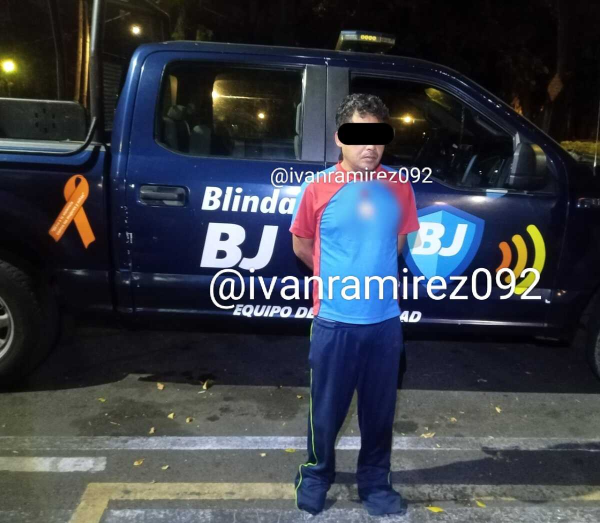 Cae Ladrón de autopartes en CdMx