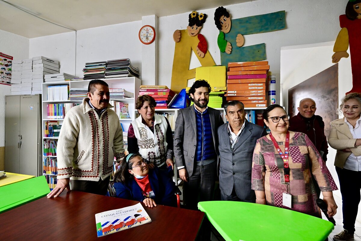 Delfina Gómez visita CAM en Estado de México. | Foto: Especial