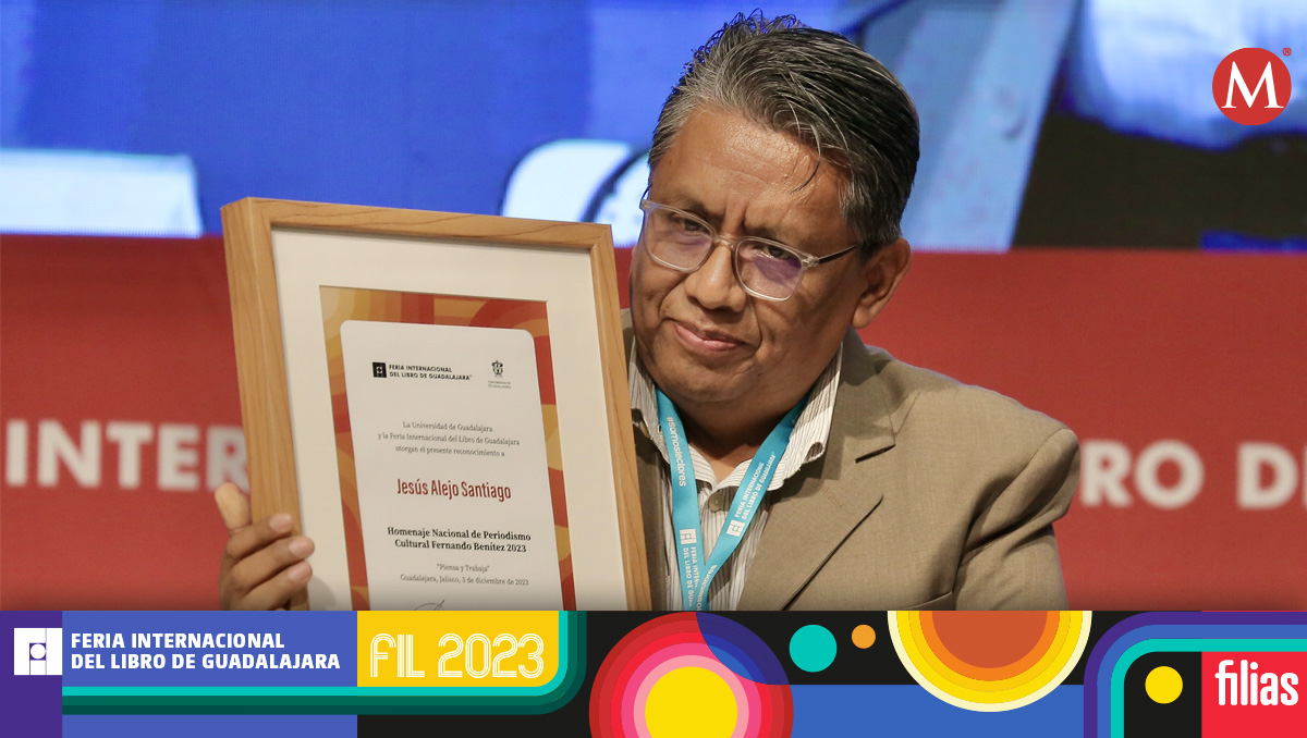 EL director de Radio Educación, Jesús Alejo, en Homenaje en la FIL. (Foto: Ariel Ojeda)