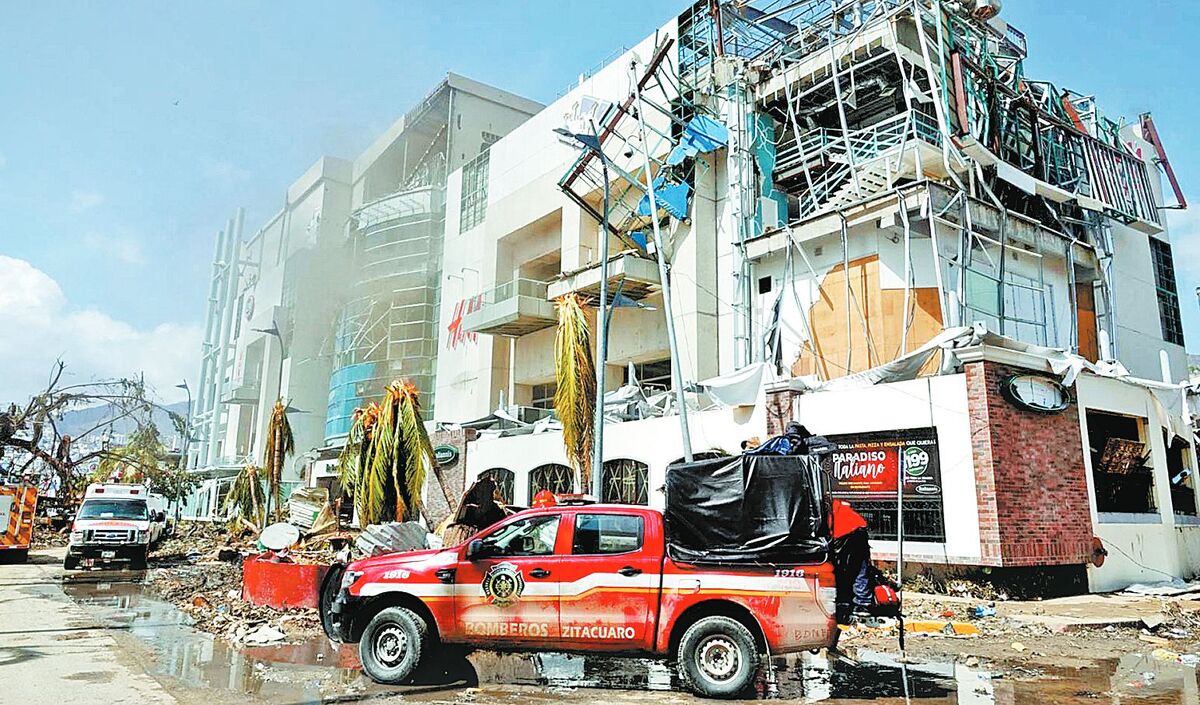 Reconfigurarán centros comerciales en Acapulco
