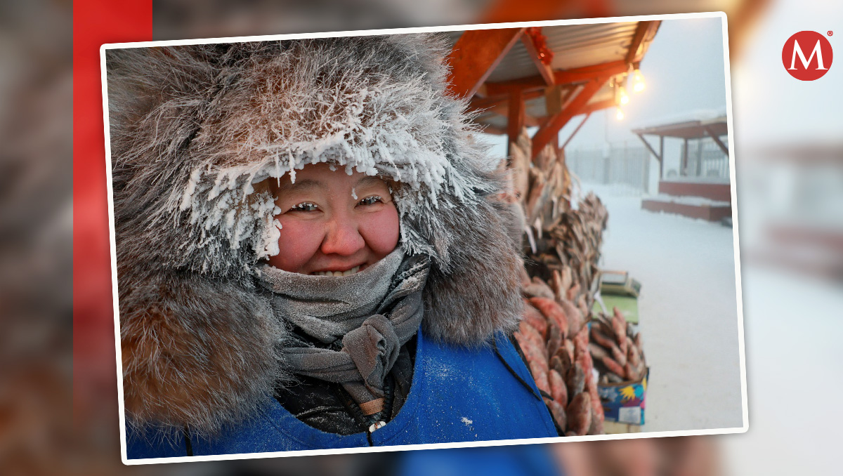 En el mercado local de Yakutsk venden pescado congelado sin necesidad de utilizar aparatos. | Reuters