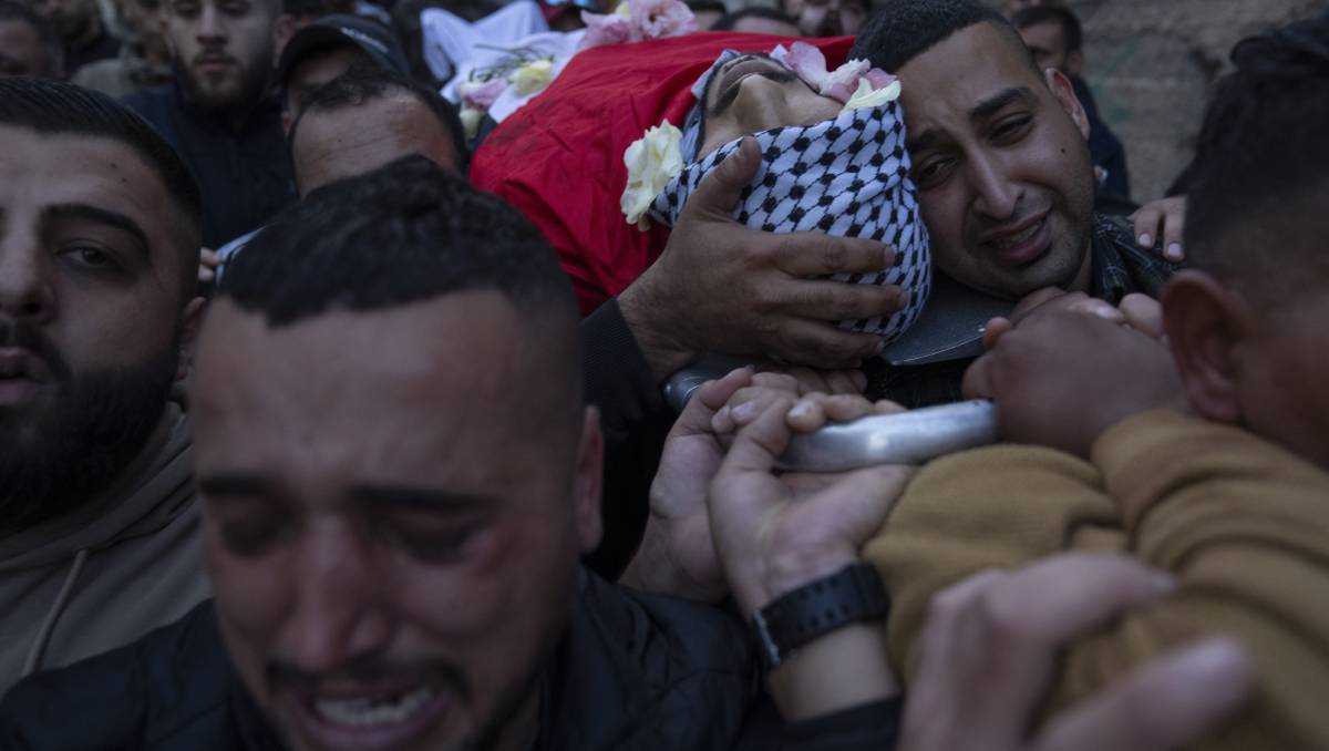 Los palestinos denuncian no sentirse seguros en ningún lugar de Gaza | AP
