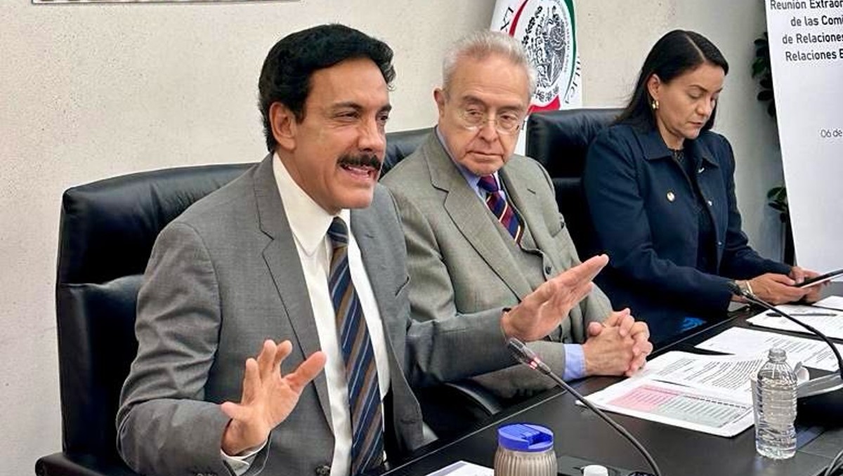Omar Fayad presentó su plan de trabajo en caso de ser embajador.