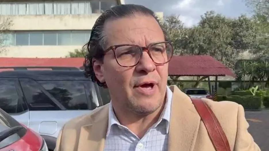 Abogado cuestiona falta de pruebas en caso Pegasus en segundo día de juicio