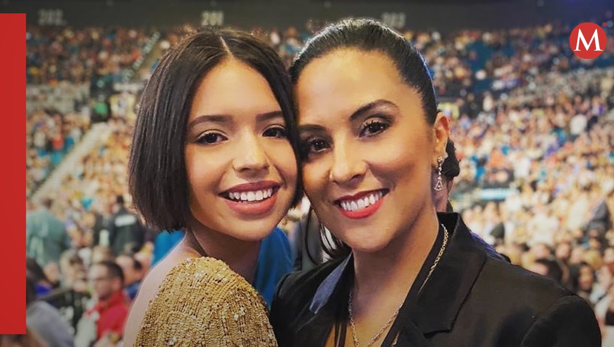 La cantante junto a su mamá | Instagram