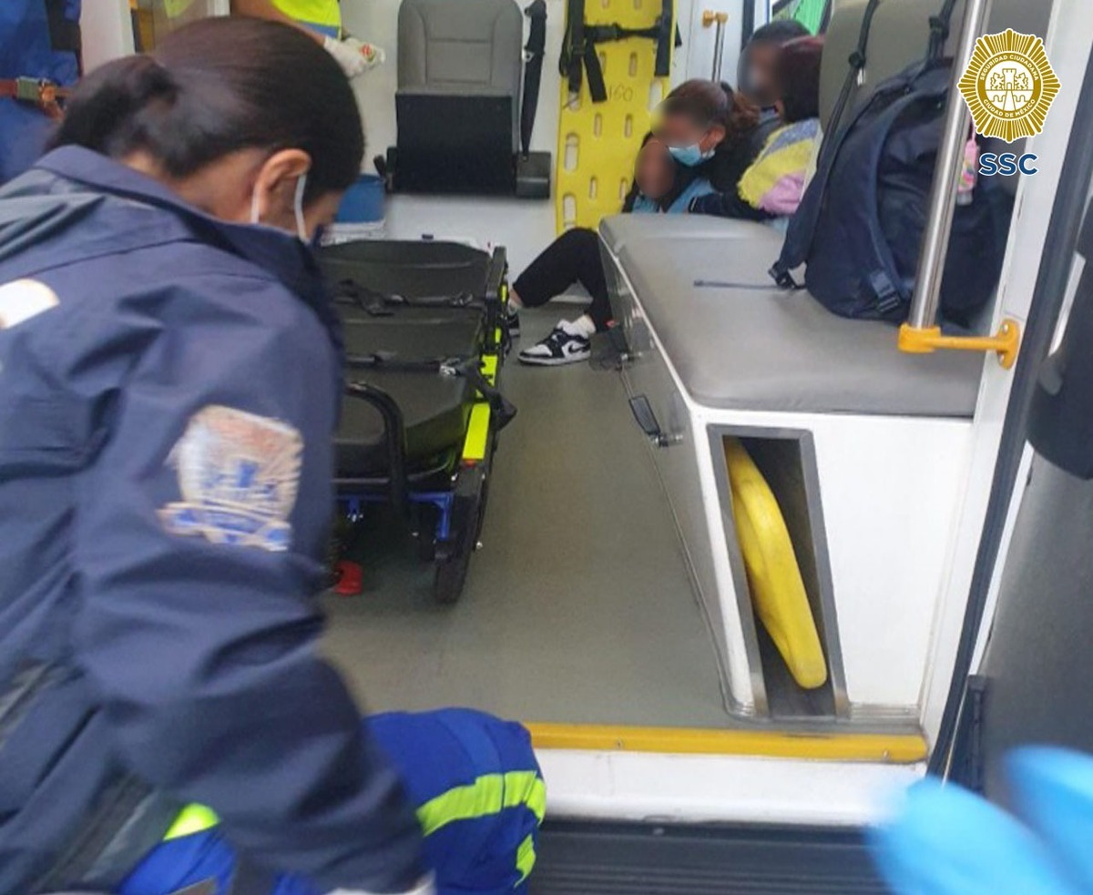 La mujer fue atendida por paramédicos