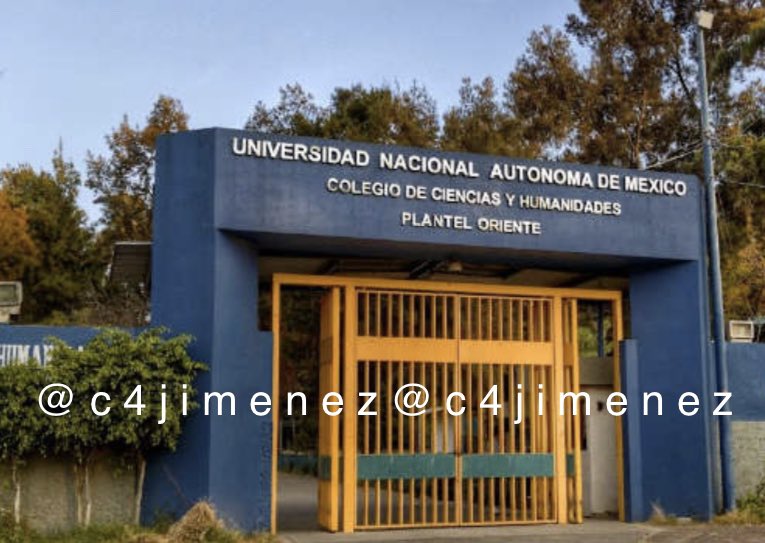 Joven es detenido dentro del CCH Oriente tras presuntamente vender posible droga.