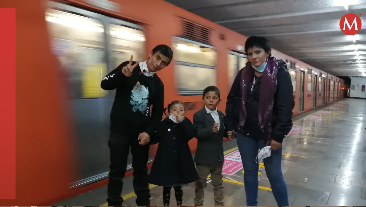 El pequeño Pedrito Nicolás acudió a las instalaciones del Metro. | @MetroCDMX