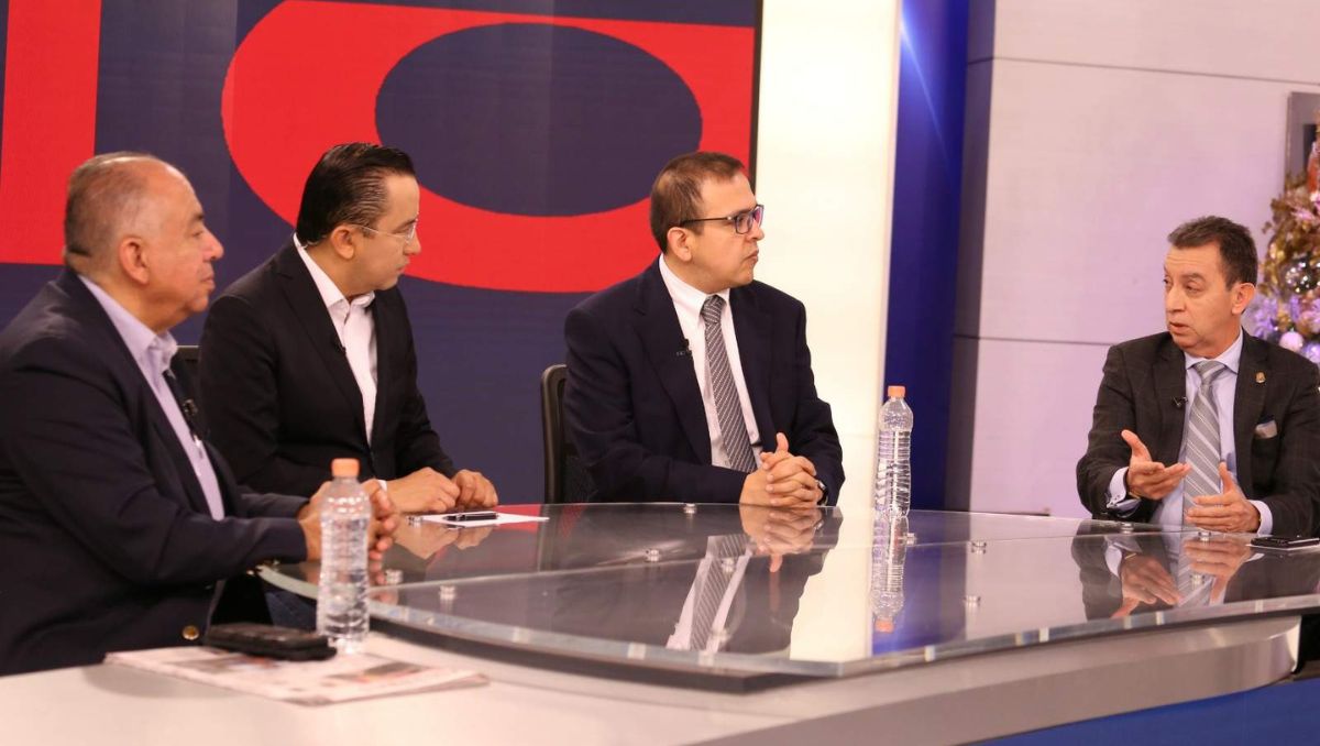 Los panelistas debatieron en Cambios sobre acciones y consecuencias del aire sucio en el Área Metropolitana | Raúl Palacios