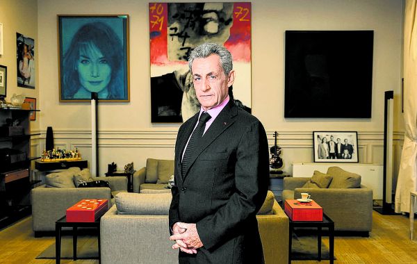 El político galo en su oficina de París. Antonio Heredia