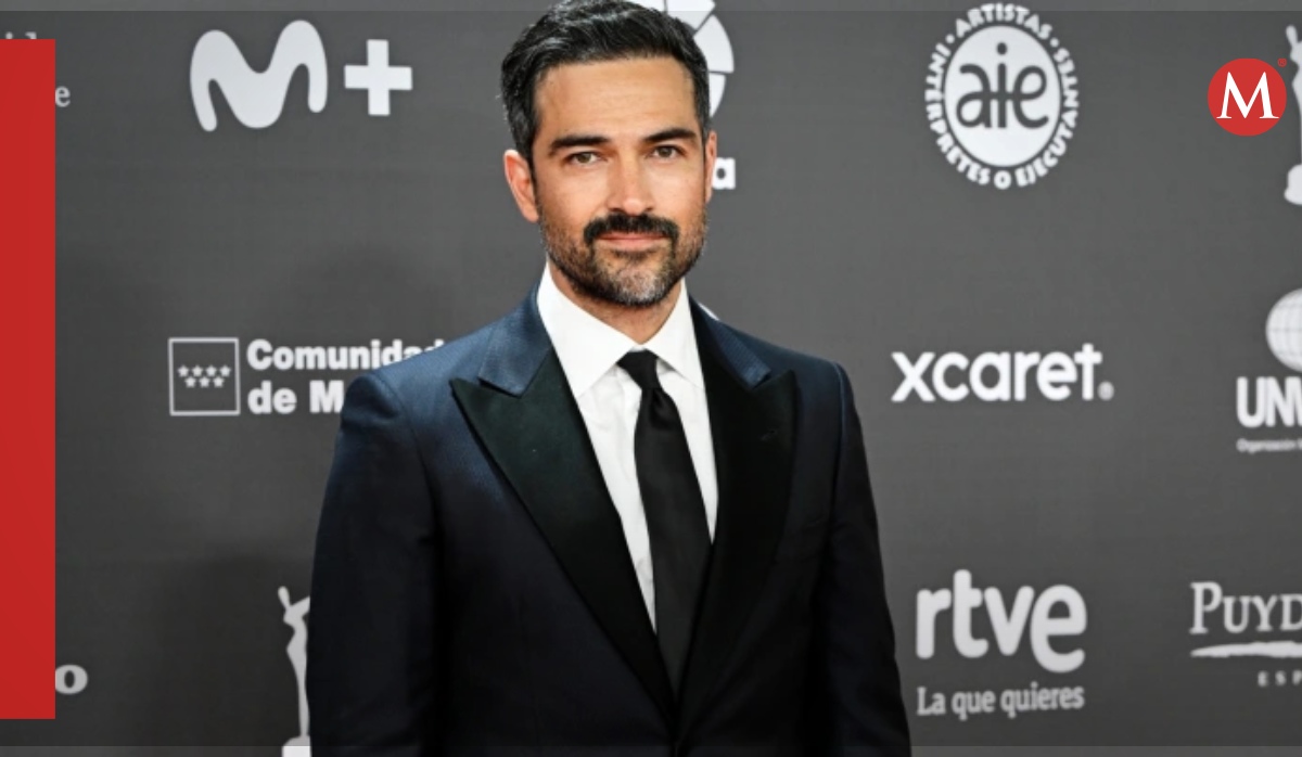 Alfonso Herrera evade si estará en el Azteca con RBD