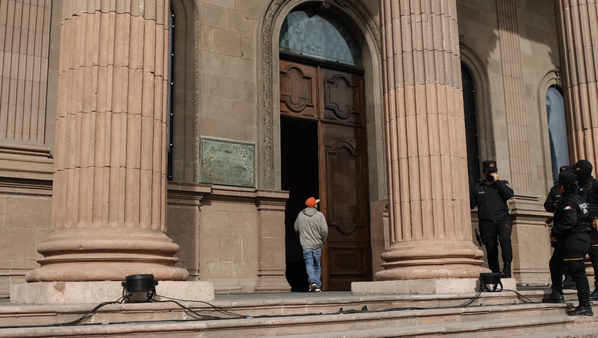 Gobierno de Nuevo León afirma que suspensiones de fondos a municipios siguen vigentes. Foto: Jorge López