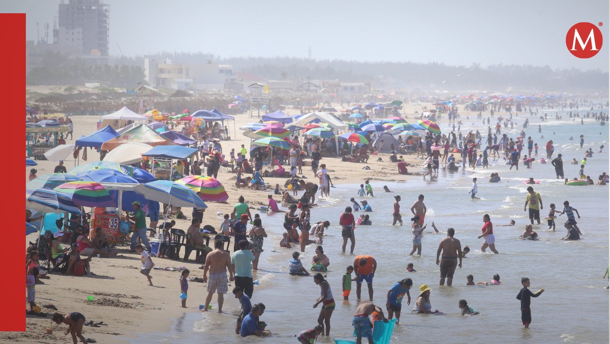 Playa Miramar registró alta afluencia de turistas en el verano. (Yazmín Sánchez)