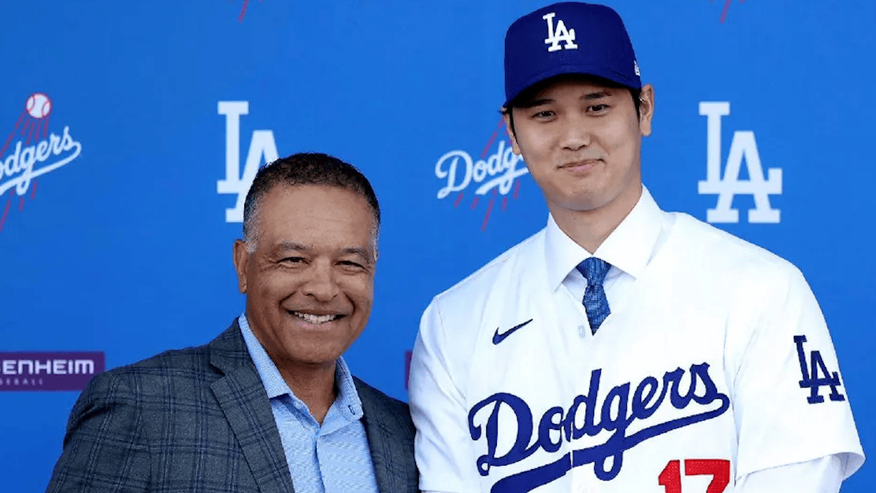 Shohei Ohtani es presentado con los Dodgers de Los Ángeles