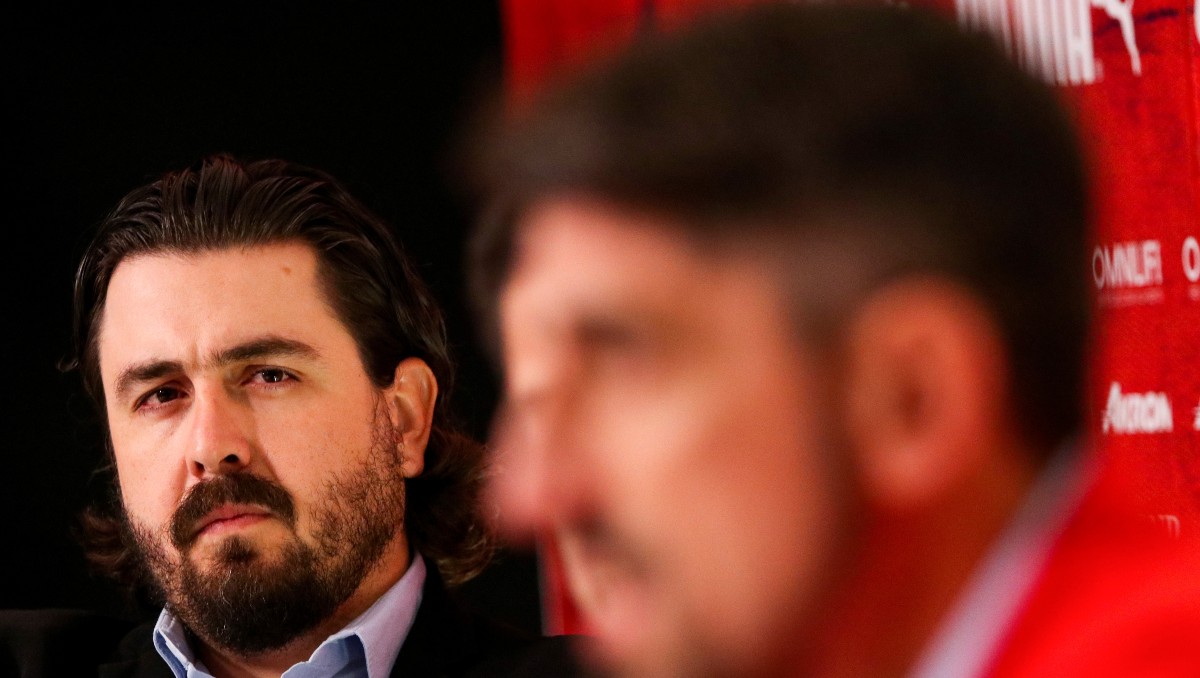 Amaury Vergara se despide de Paunovic tras dejar de ser DT de Chivas (Imago7)