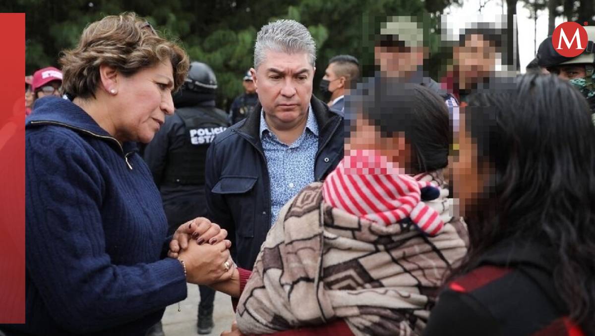 La gobernadora Delfina Gómez con habitantes de Texcaltitlán | (Especial)