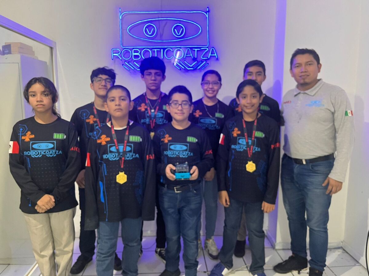 Jóvenes de Veracruz competirán en Mundial de Robótica en Shenzhen | Fluvio Cesar Martínez