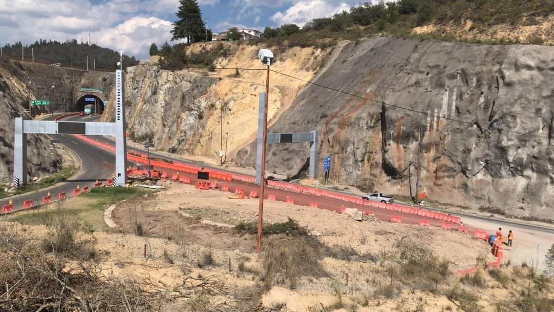 Trabajador de la obra en la Pachuca-Huejutla falleció.